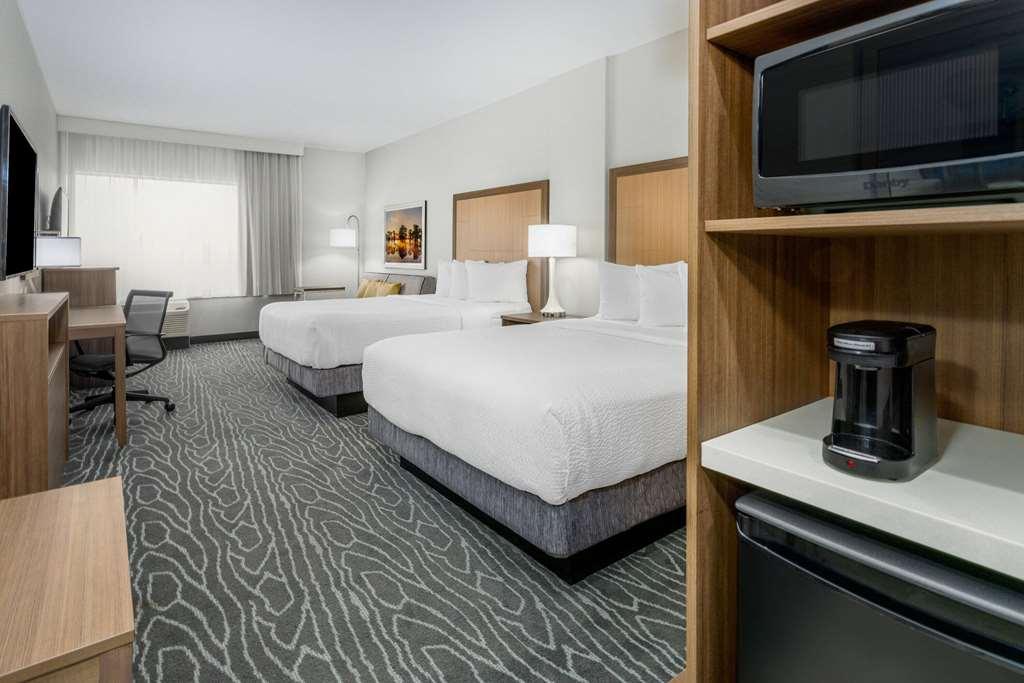 La Quinta Inn & Suites By Wyndham Valdosta Pokoj fotografie