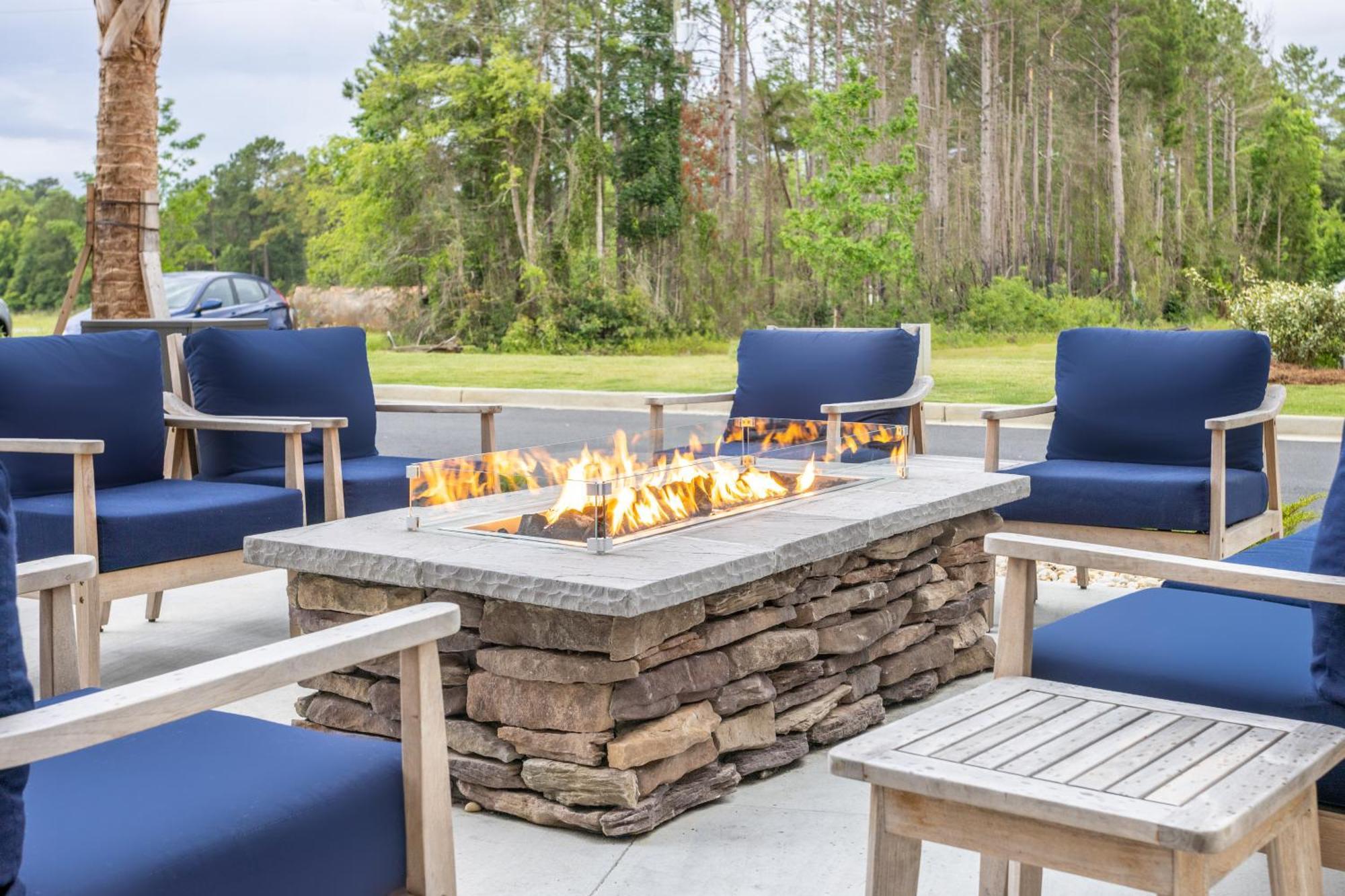 La Quinta Inn & Suites By Wyndham Valdosta Exteriér fotografie
